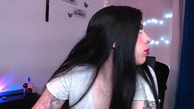 iam emy online show from 09-16-25, 06:42