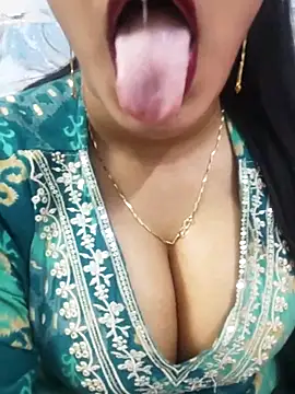 Sania-Love online show from 04-21-26, 11:44