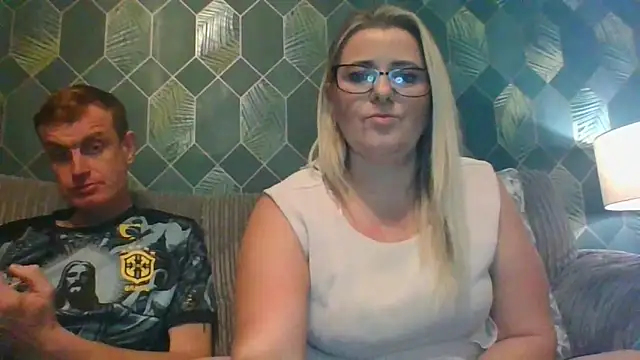 SweetXCandyX online show from 11-21-25, 08:30