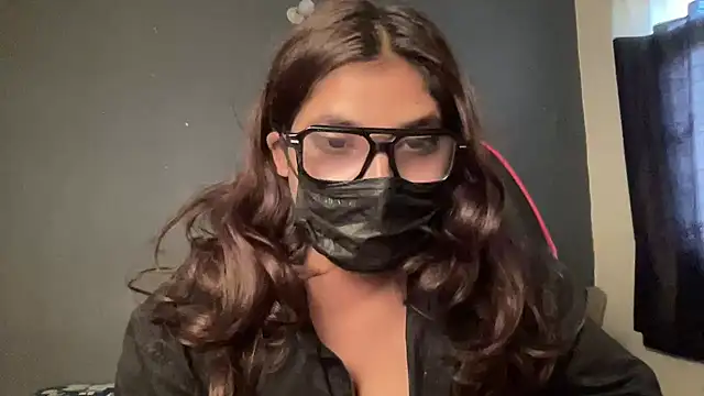 callmeshreya online show from 04-15-26, 08:42