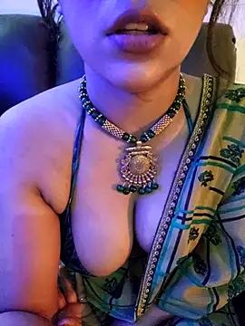 callmeshreya online show from 07-18-26, 07:17