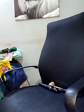 PervertPreggy online show from 12-03-25, 04:13