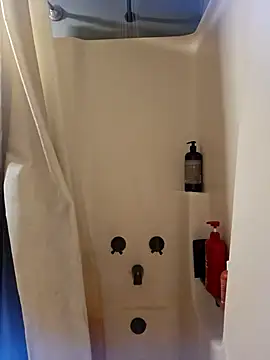 Spunwhiteboy1992 online show from 10-29-25, 06:40