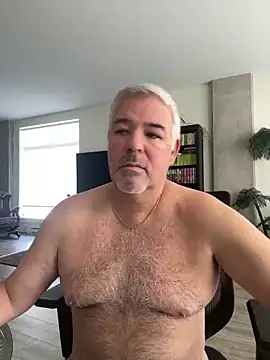 Snapshot of aarosteev2 chatting on 03-19-25, 01:29 aarosteev2 online show from 03-19-25, 01:29