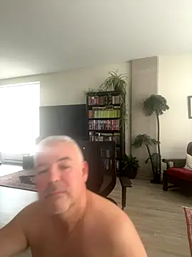 Snapshot of aarosteev2 chatting on 10-21-25, 02:49 aarosteev2 online show from 10-21-25, 02:49