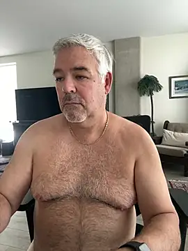 Snapshot of aarosteev2 chatting on 03-19-25, 05:50 aarosteev2 online show from 03-19-25, 05:50