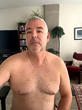 Snapshot of aarosteev2 chatting on 10-19-25, 01:25 aarosteev2 online show from 10-19-25, 01:25