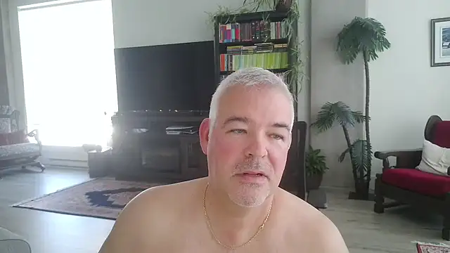 Snapshot of aarosteev2 chatting on 10-20-25, 04:07 aarosteev2 online show from 10-20-25, 04:07