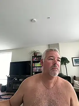 Snapshot of aarosteev2 chatting on 03-06-25, 02:51 aarosteev2 online show from 03-06-25, 02:51