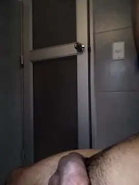 Snapshot of Juan8521 chatting on 09-12-25, 05:07 Juan8521 online show from 09-12-25, 05:07