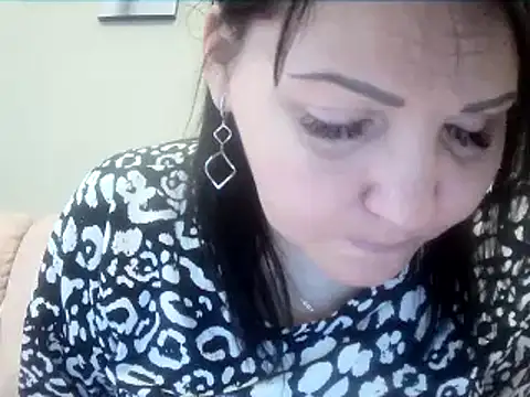 ClaireSunset online show from 05-19-26, 05:42