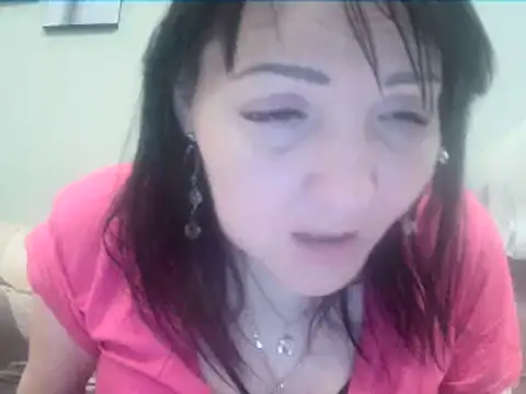 ClaireSunset online show from 11-19-25, 05:46