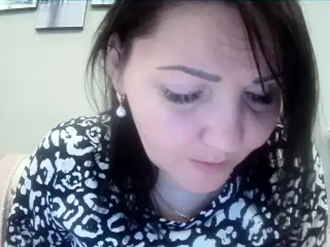 ClaireSunset online show from 05-15-26, 05:33