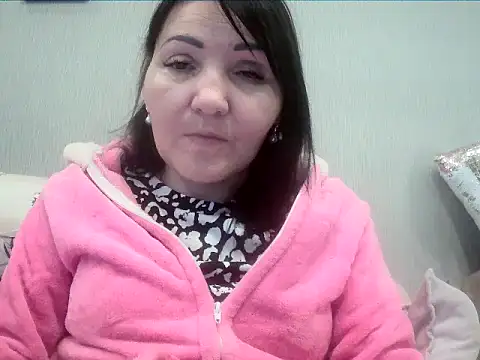ClaireSunset online show from 05-14-26, 05:32