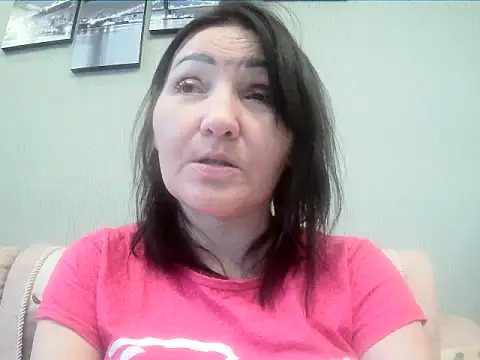 ClaireSunset online show from 05-31-26, 06:09