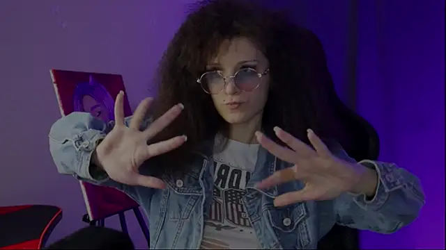 Snapshot of Kathleen_Meow chatting on 03-22-25, 05:52 Kathleen Meow online show from 03-22-25, 05:52