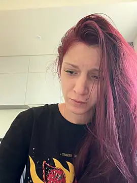 Kathleen Meow online show from 05-18-26, 06:51