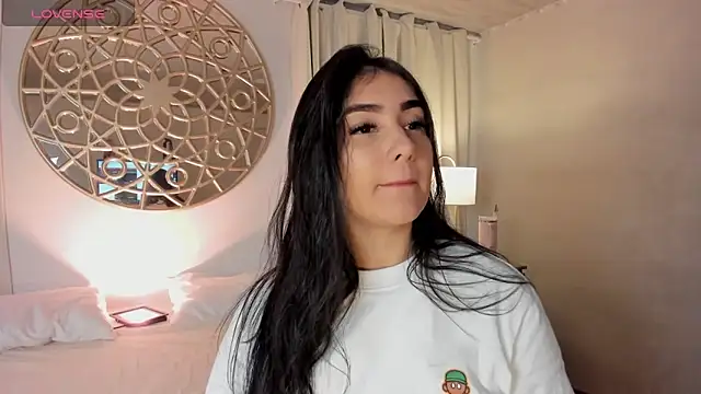 Belliinda 21 online show from 03-28-26, 06:53