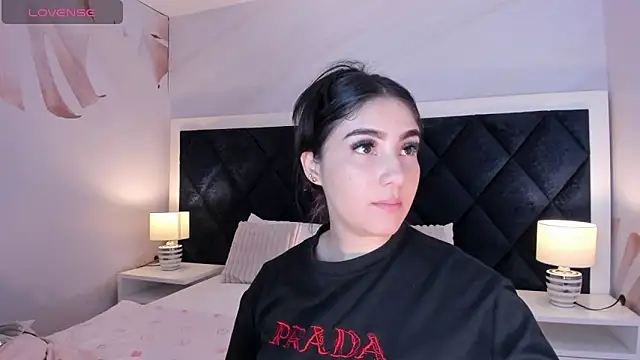 Belliinda 21 online show from 04-28-26, 07:18