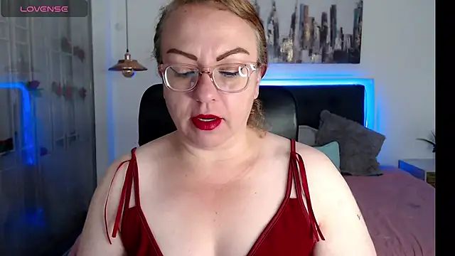 Snapshot of Tania_Goddess_ chatting on 10-08-25, 01:34 Tania Goddess  online show from 10-08-25, 01:34