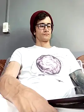 Loggan donnelly online show from 03-09-26, 07:50