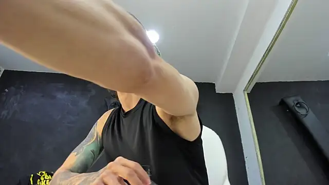 Loggan donnelly online show from 03-22-25, 02:16