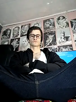 Loggan donnelly online show from 01-31-26, 07:12