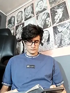 Loggan donnelly online show from 02-24-26, 05:25