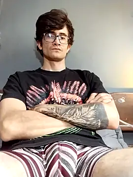 Loggan donnelly online show from 03-10-26, 06:56