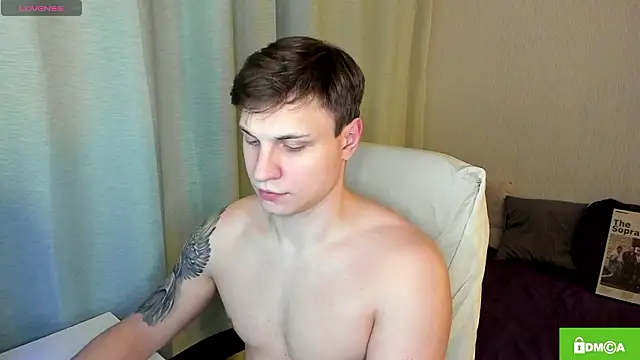 handsome guy01 online show from 03-12-26, 05:17