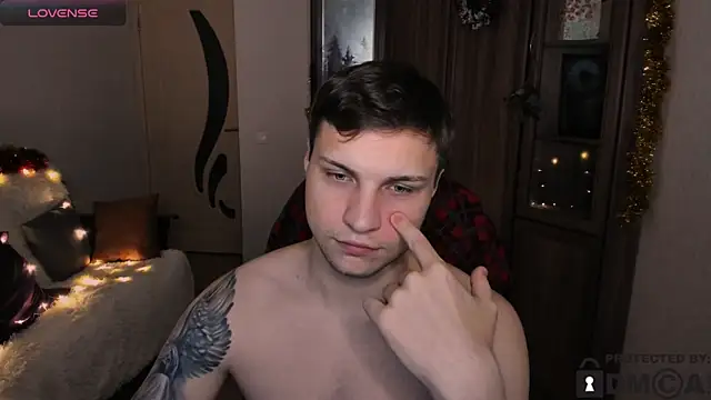 handsome guy01 online show from 11-30-25, 04:08