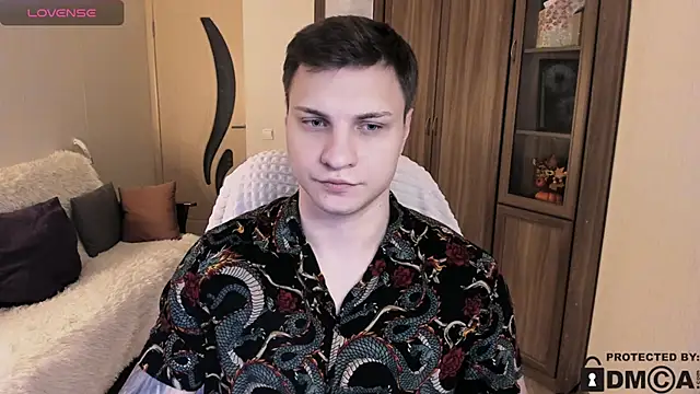 handsome guy01 online show from 11-20-25, 07:47