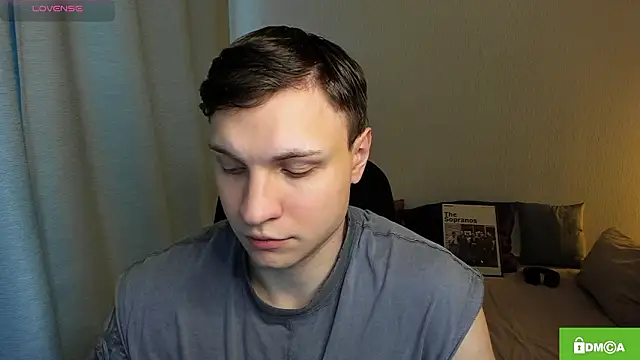 handsome guy01 online show from 02-22-26, 09:44