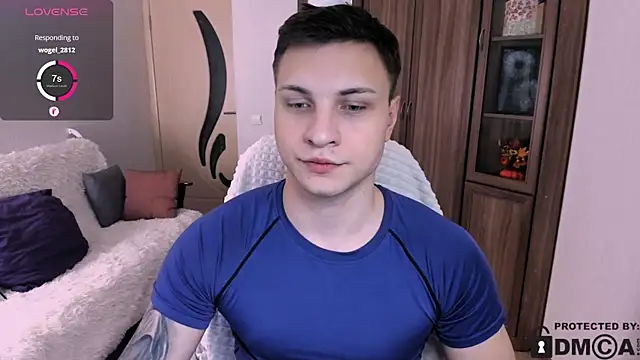 handsome guy01 online show from 11-03-25, 01:22