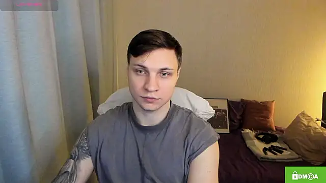 handsome guy01 online show from 03-04-26, 10:06