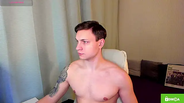 handsome guy01 online show from 03-08-26, 01:00