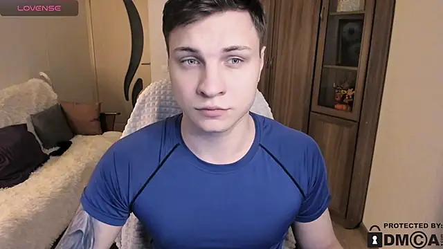 handsome guy01 online show from 11-19-25, 11:27