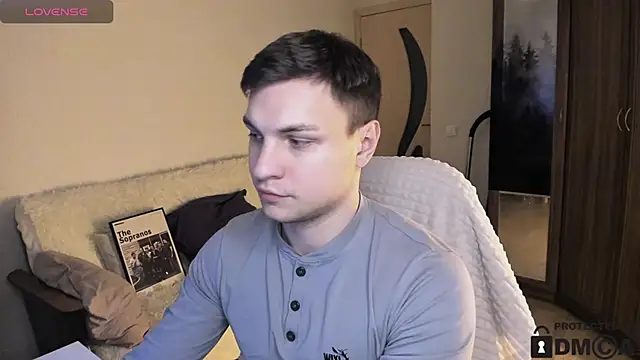 handsome guy01 online show from 10-12-25, 07:04