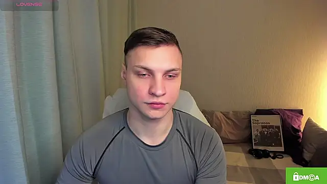 handsome guy01 online show from 04-22-26, 05:31
