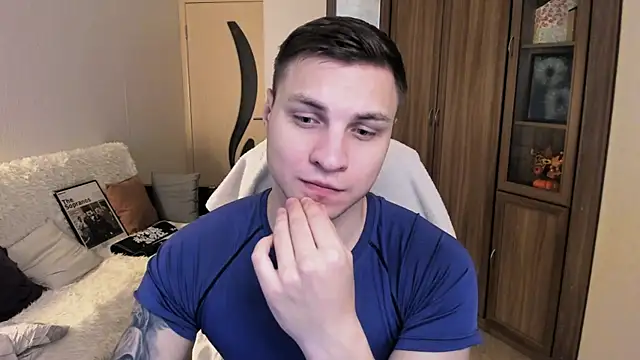 handsome guy01 online show from 09-28-25, 07:37