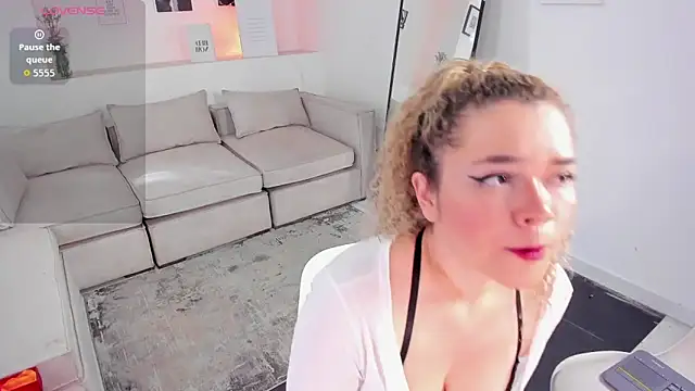 Sasha belova online show from 10-16-25, 12:02