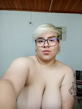 amalia love online show from 11-02-25, 08:08