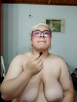 amalia love online show from 09-28-25, 05:14