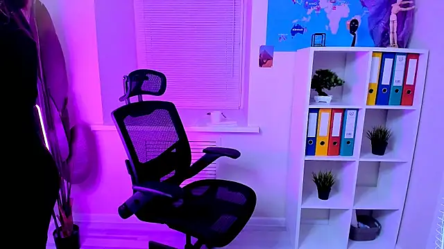 CarolGiggly online show from 10-17-25, 11:28