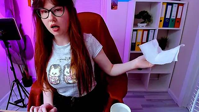 CarolGiggly online show from 10-05-25, 06:09