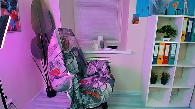 CarolGiggly online show from 09-18-25, 09:29