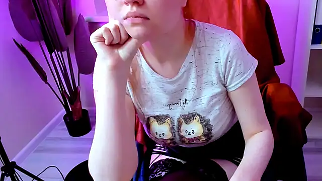 CarolGiggly online show from 10-07-25, 12:22