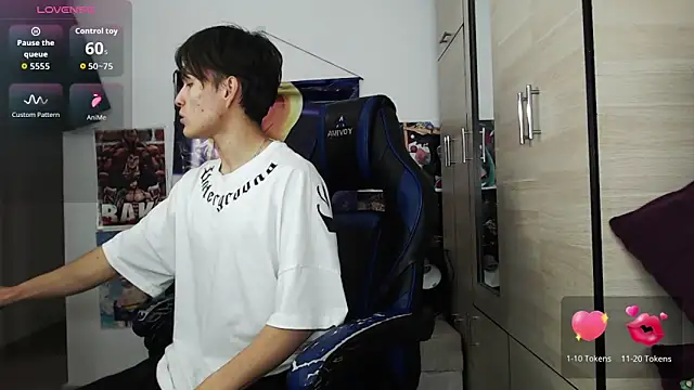 Snapshot of sr_jaeger chatting on 02-14-26, 02:39 sr jaeger online show from 02-14-26, 02:39