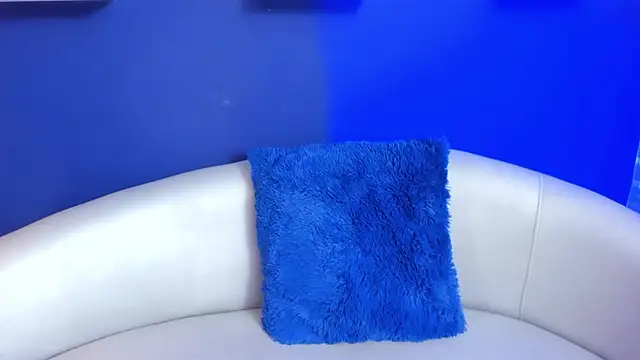 Lillyjonnes  online show from 01-30-25, 08:10