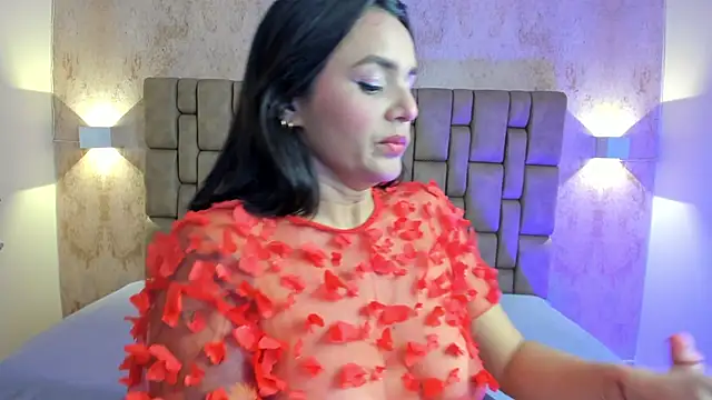 Lillyjonnes  online show from 02-14-25, 08:05